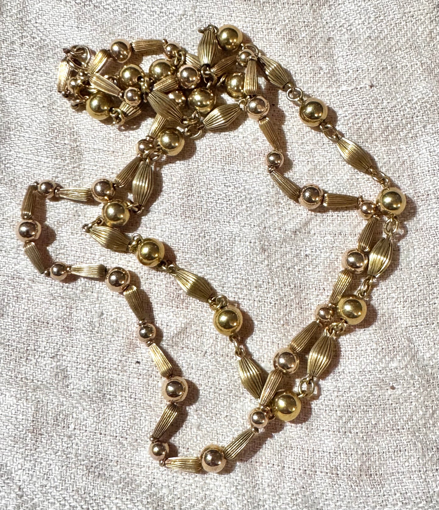 Vintage Gold Filled 2-Size Plain and Fluted Bead Necklace