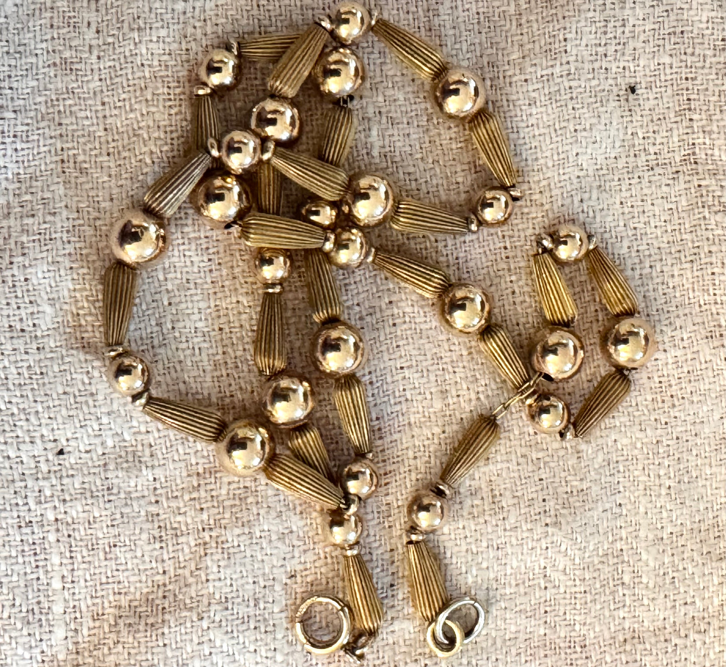 Vintage Gold Filled 2-Size Plain and Fluted Bead Necklace