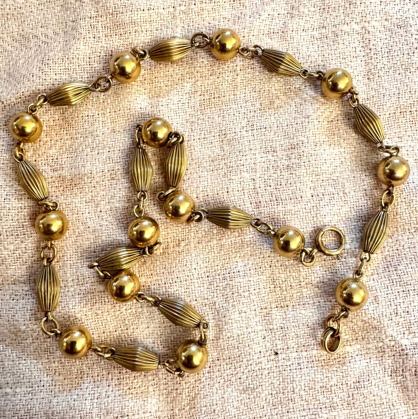 Vintage Gold Filled Plain and Fluted Bead Necklace