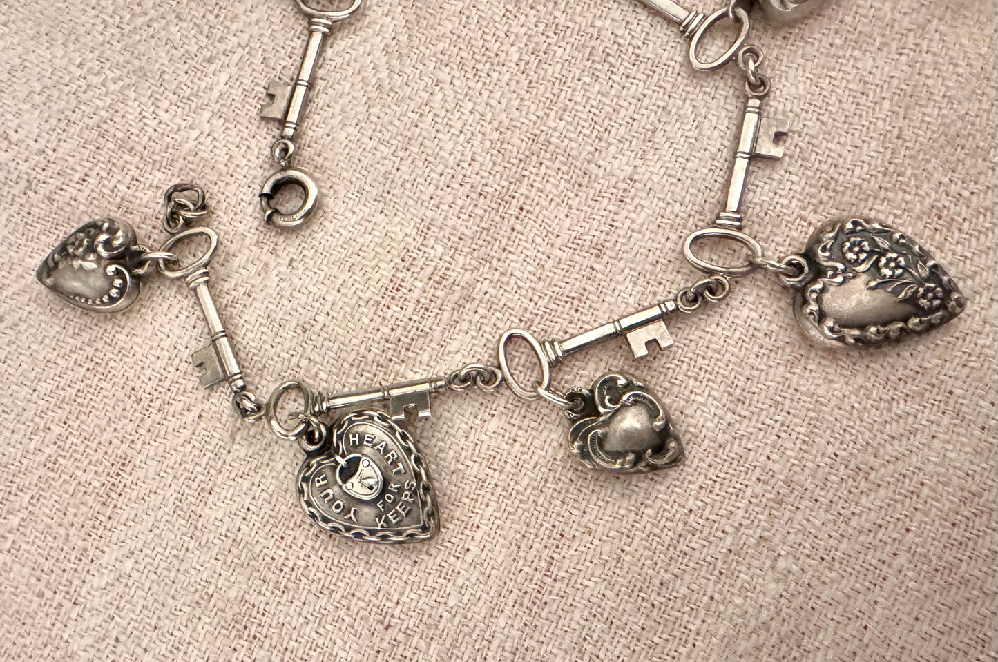 Adorable Key Link Bracelet with Heart Charms