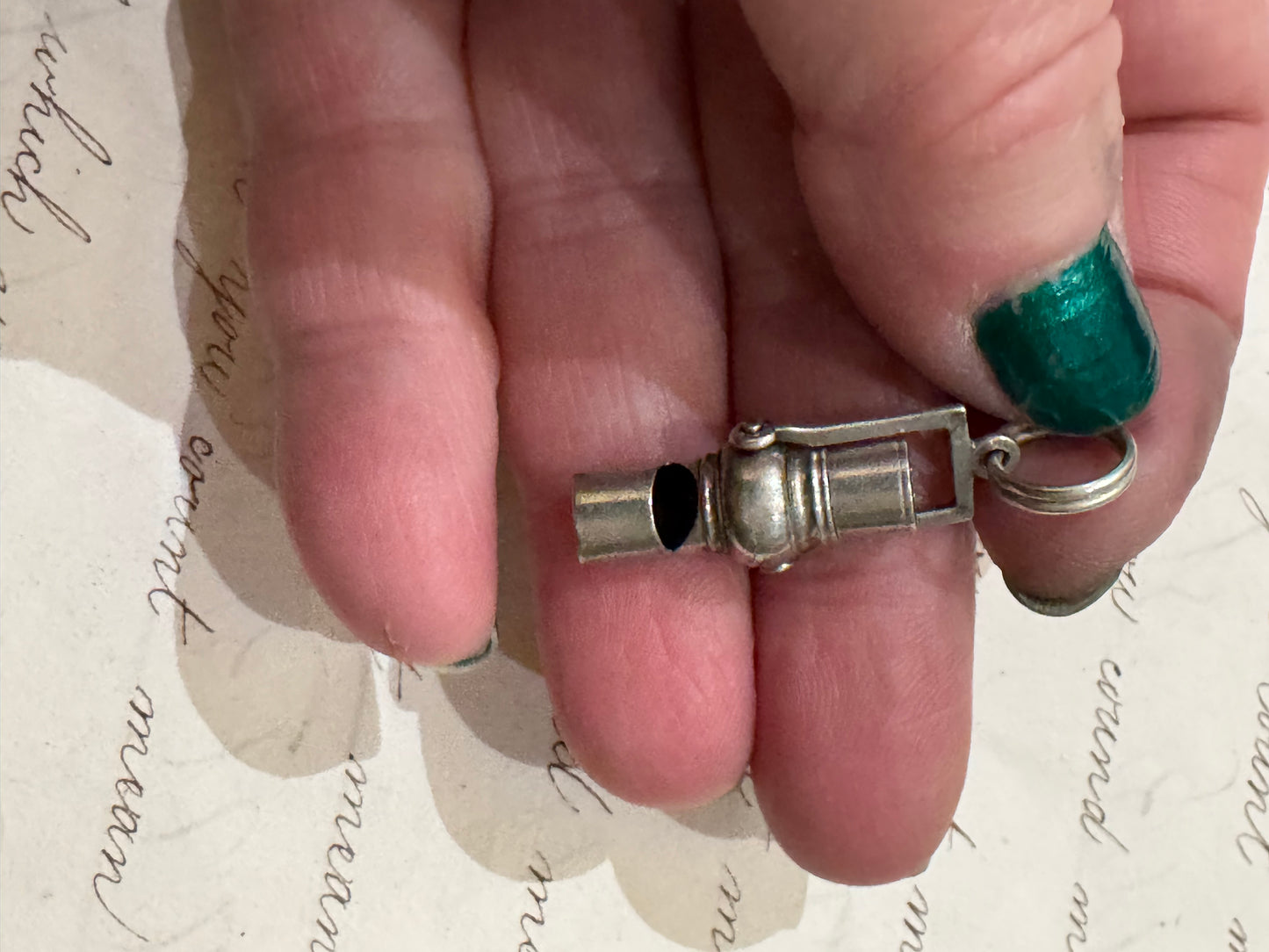 interesting little english whistle that swivels