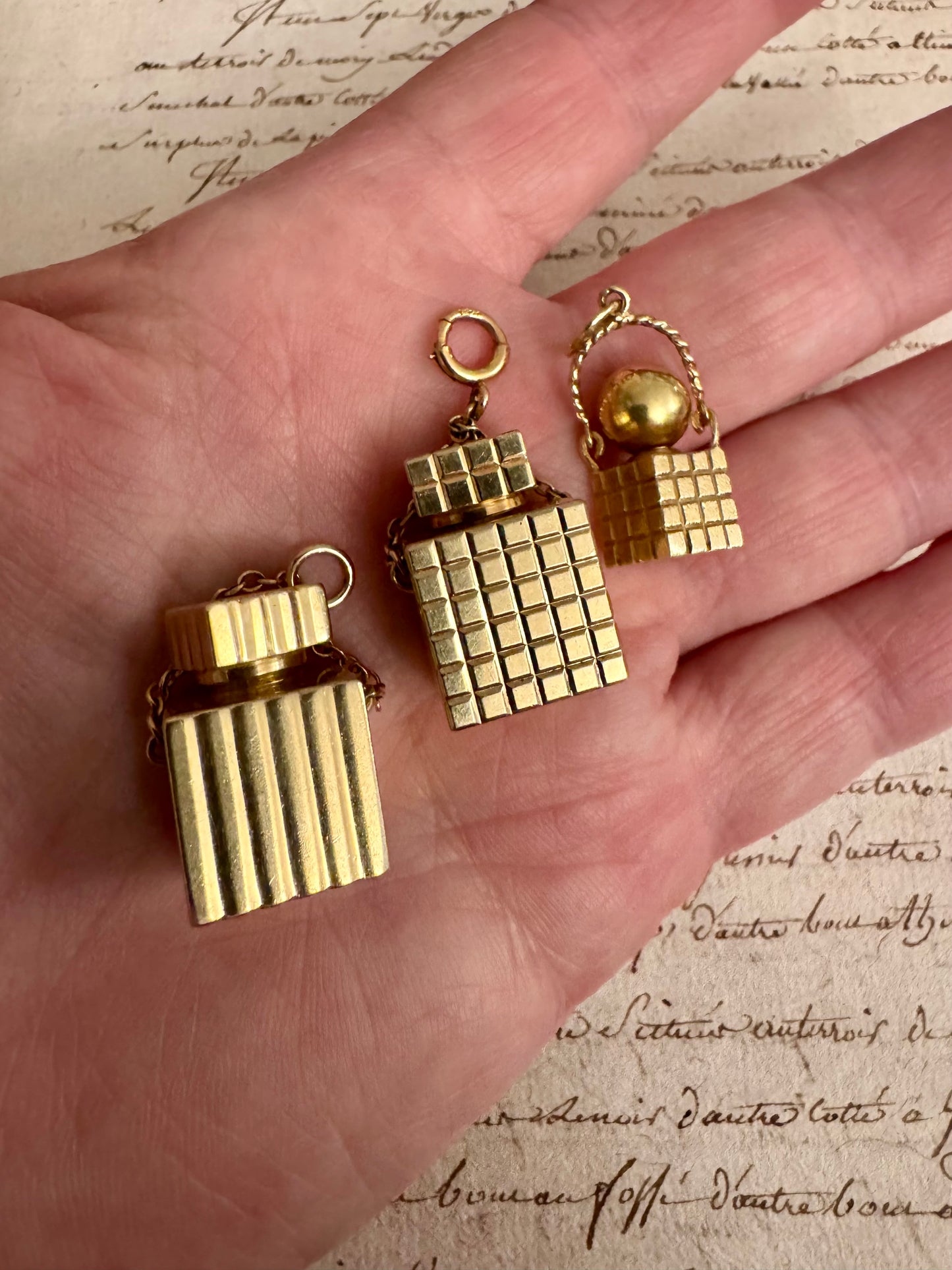 vintage 14 karat gold perfume bottle charm