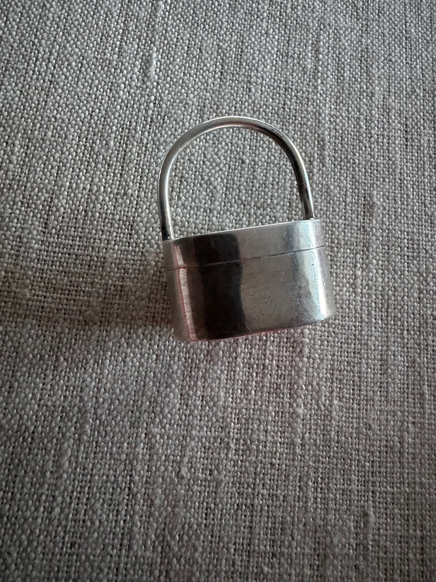 charming, simple sterling opening basket box