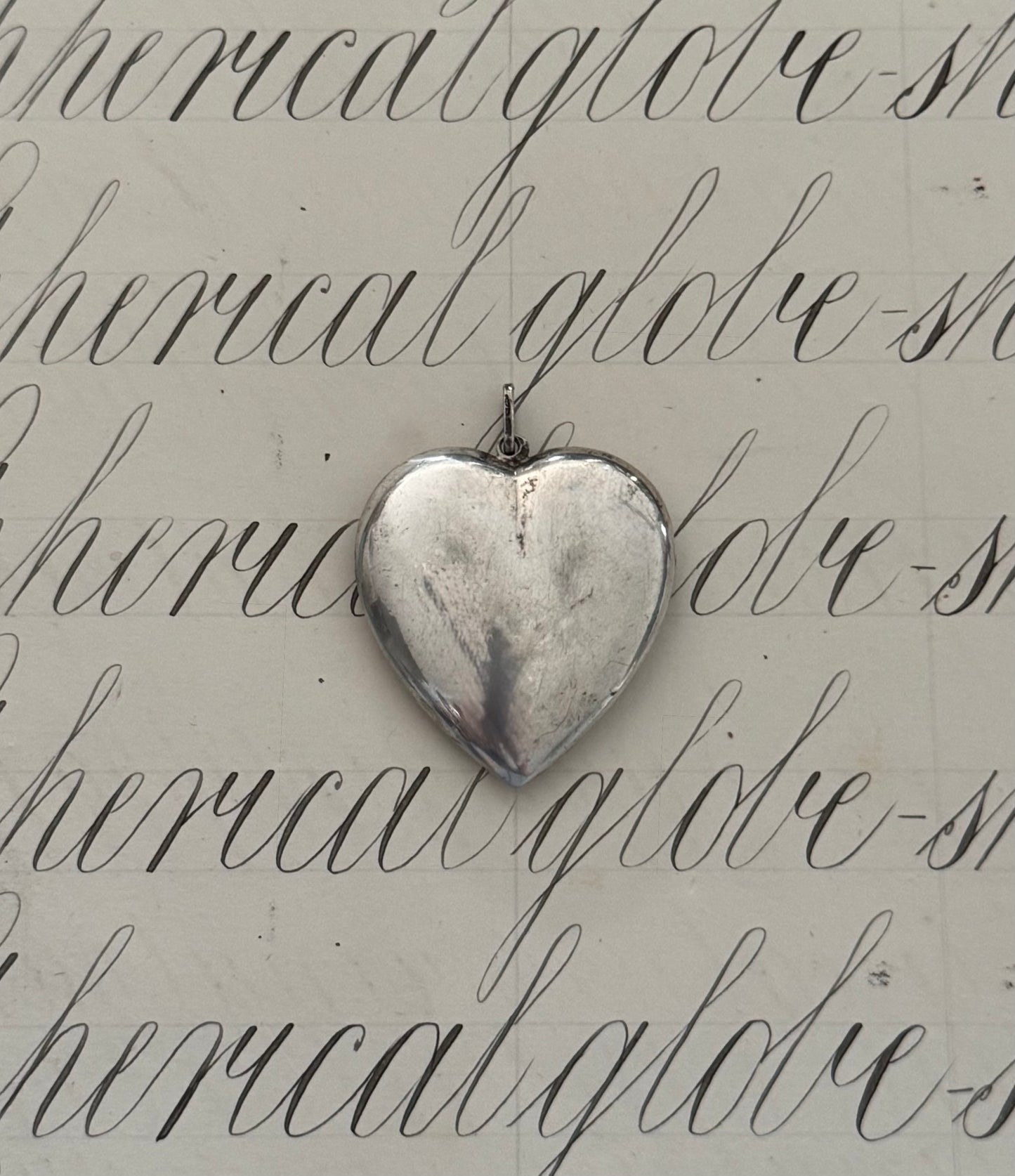 Large Simple Vintage Silver Heart Pendant