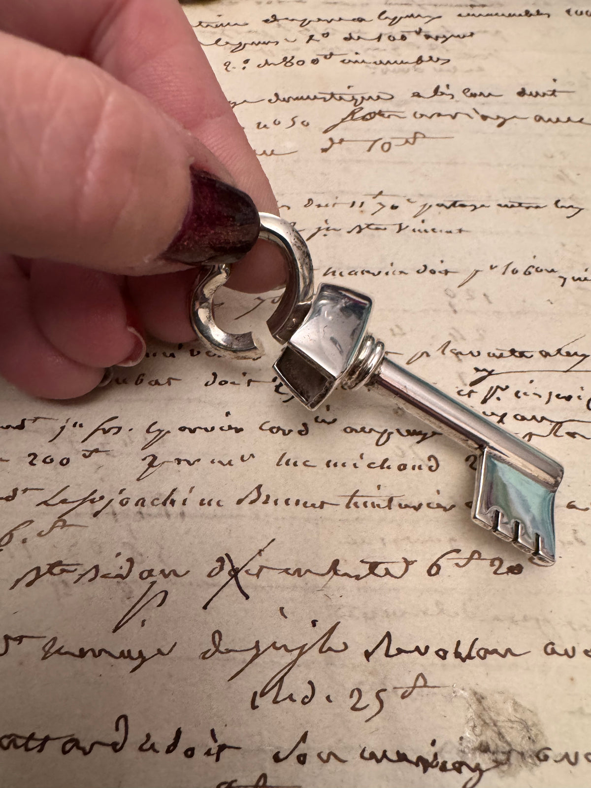 Fantastic Sterling Opening Skeleton Key Connector