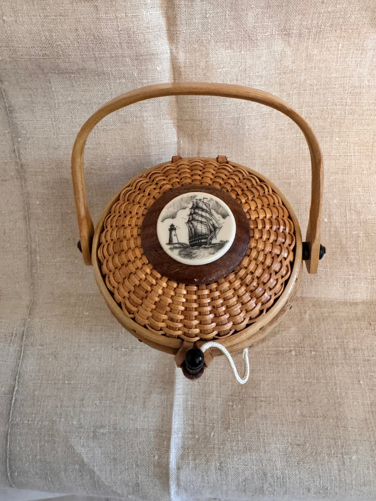 Mini Round Nantucket Basket with Schooner