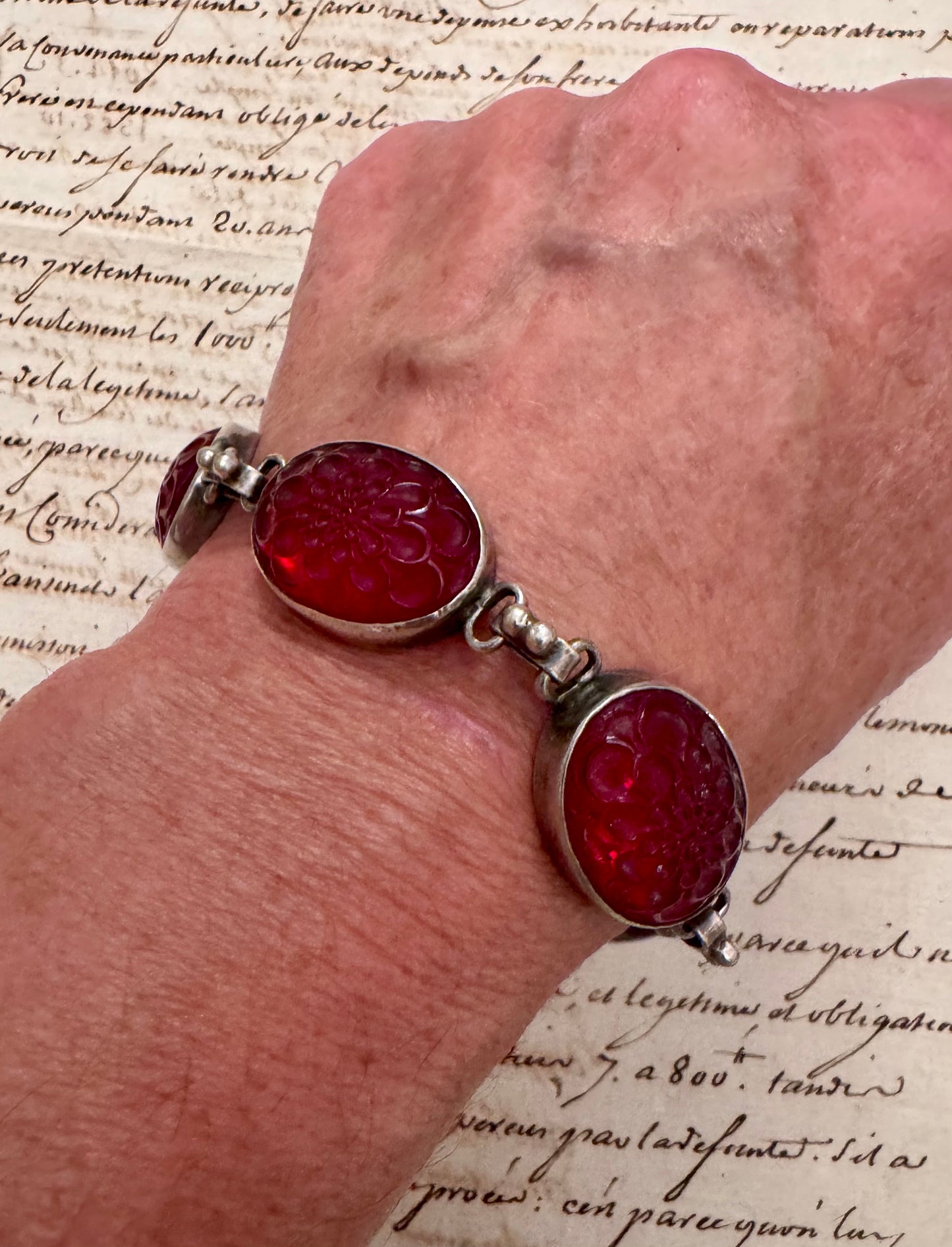 Beautiful Vintage silver bracelet with red poured glass floral cabochons