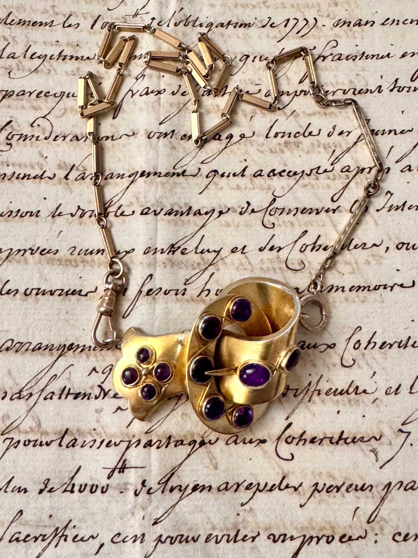 Gorgeous Victorian rolled gold buckle with amethyst cabochons
