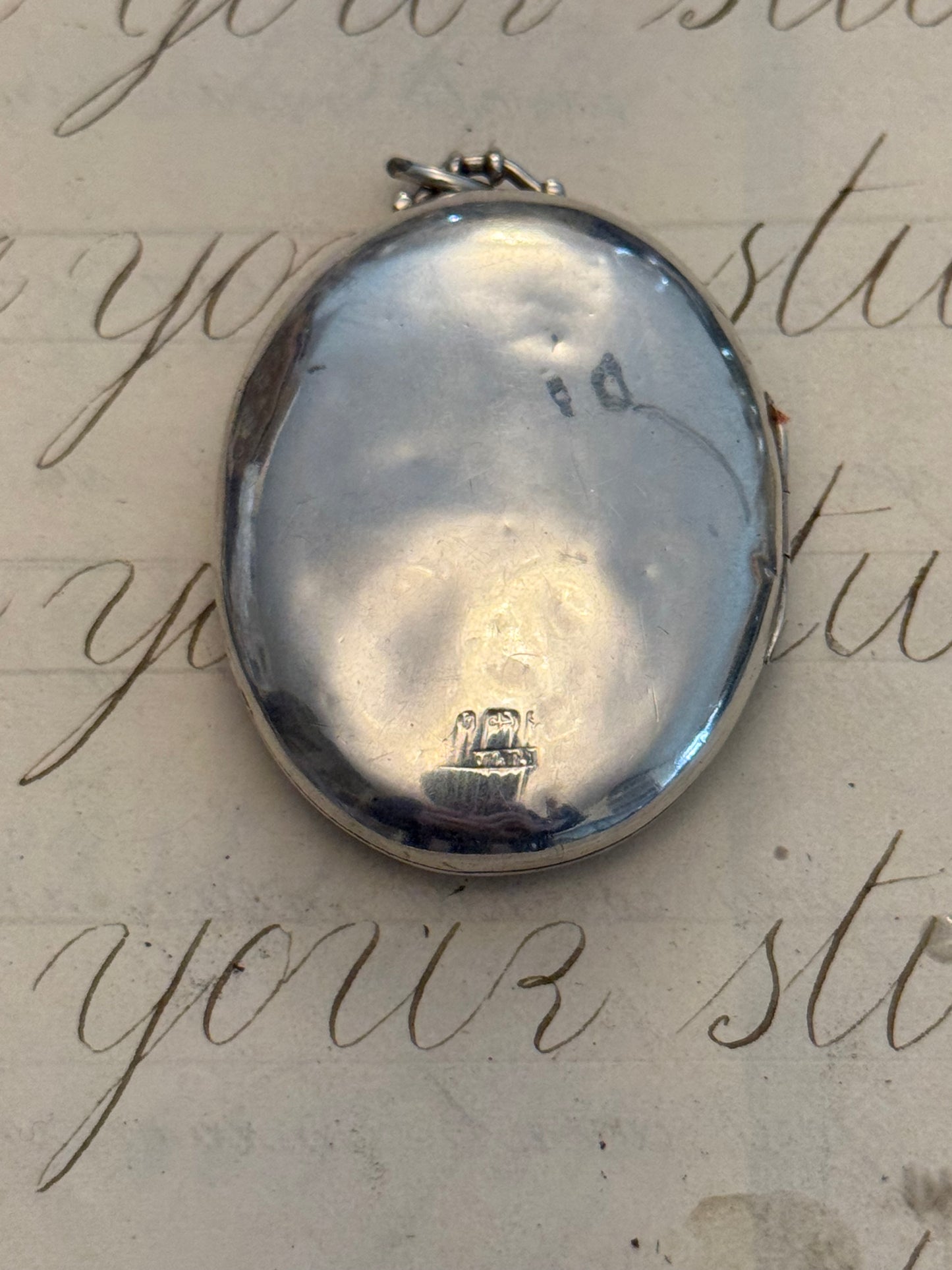 Gorgeous English Victorian Sterling Locket with Ivy Leaves