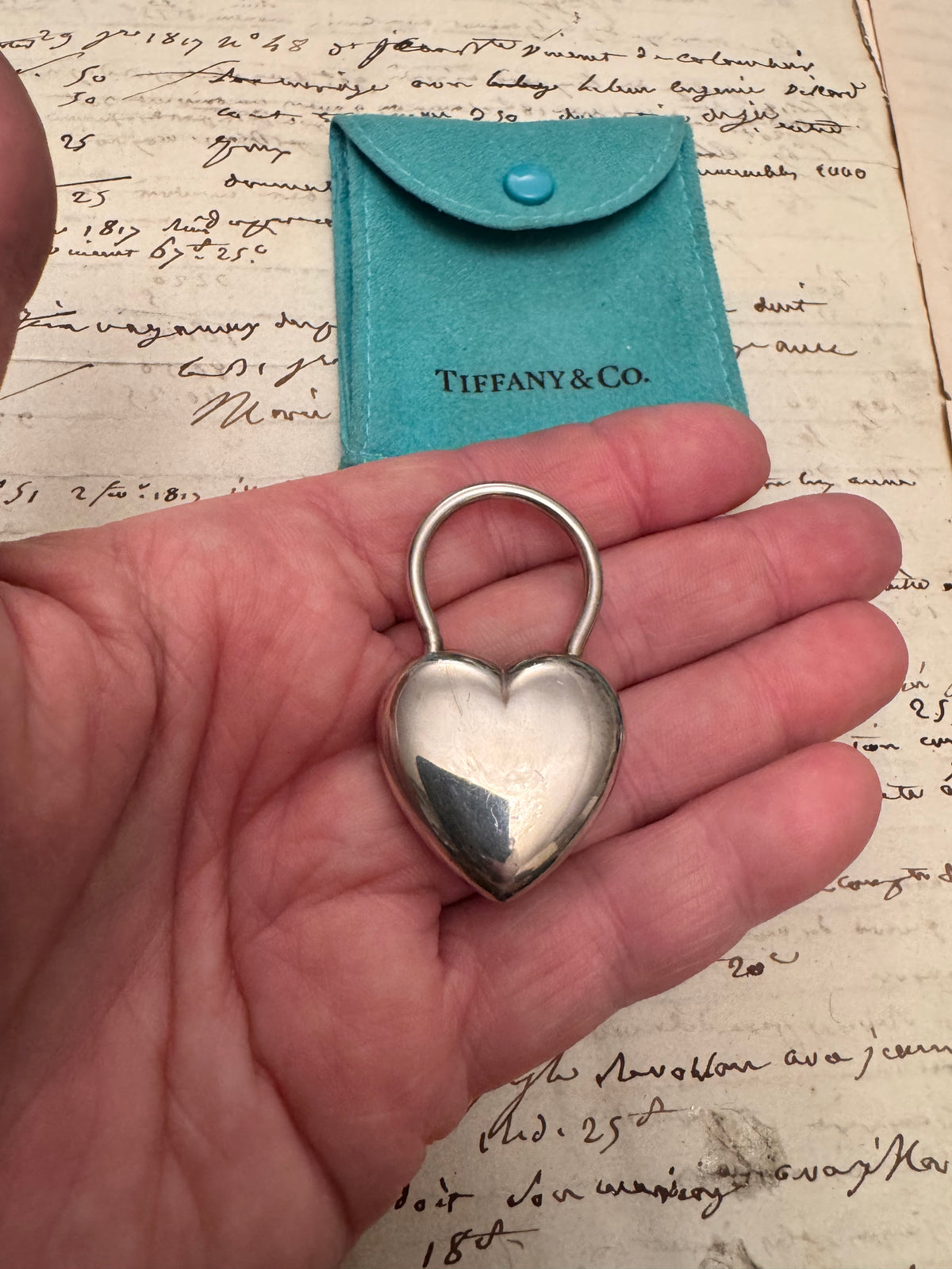 Beautiful and Elegant Simple Tiffany Heart Padlock