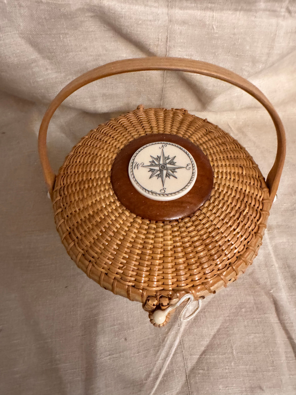 Medium Round Basket with Reproduction Scrimshaw Compass Rose