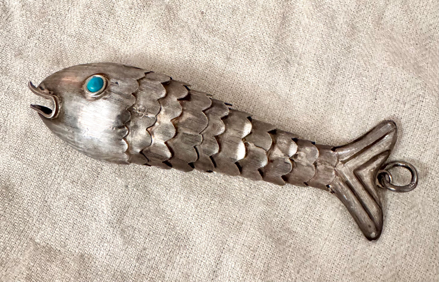 HUGE Silver Articulated Fish 1