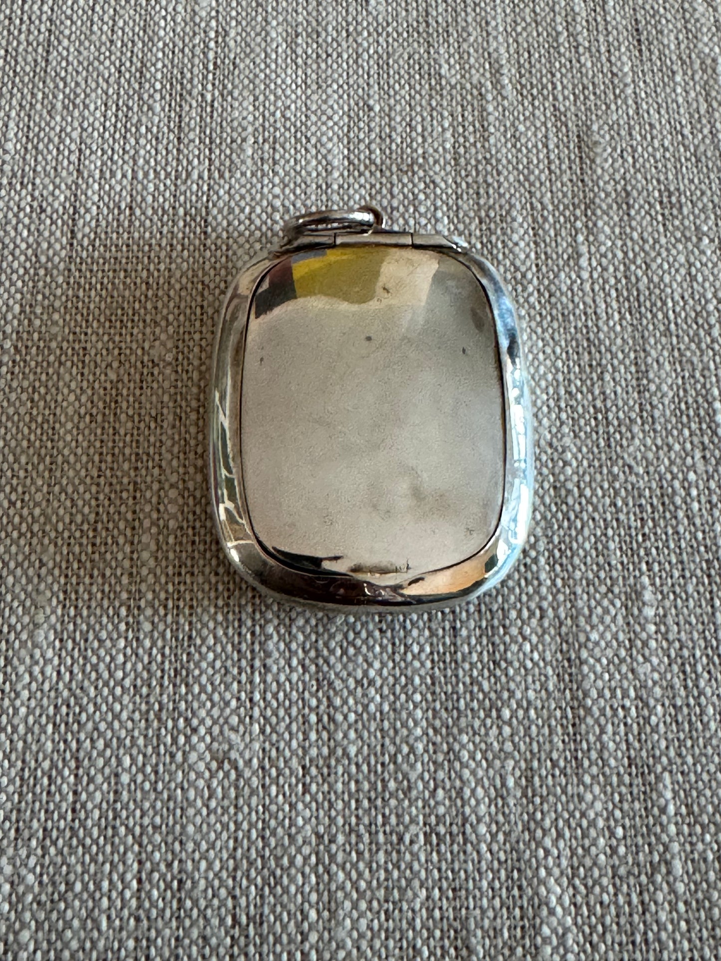 Simple and Elegant Sterling Silver Compact
