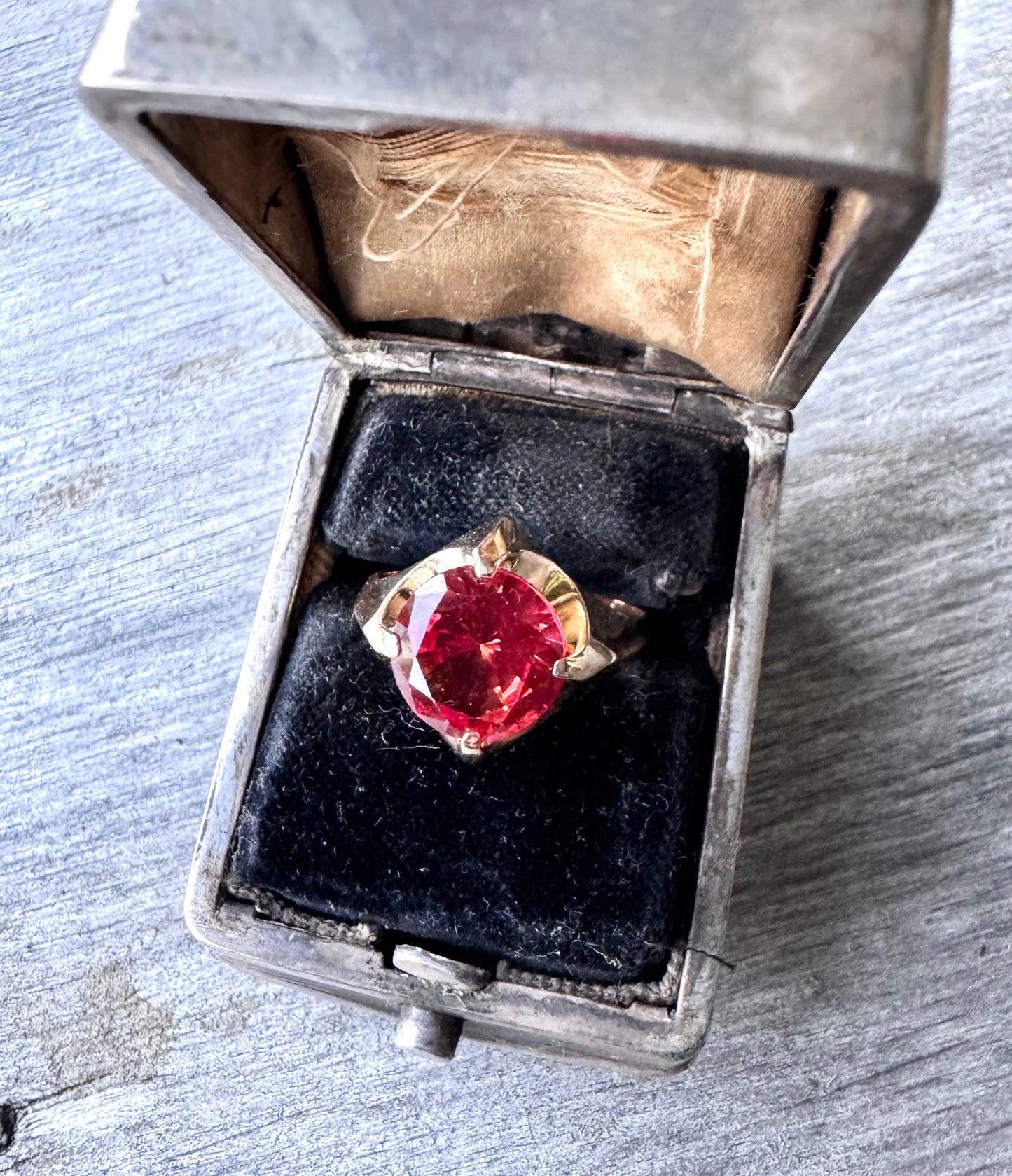 14k Gold and Red Quartz Ring