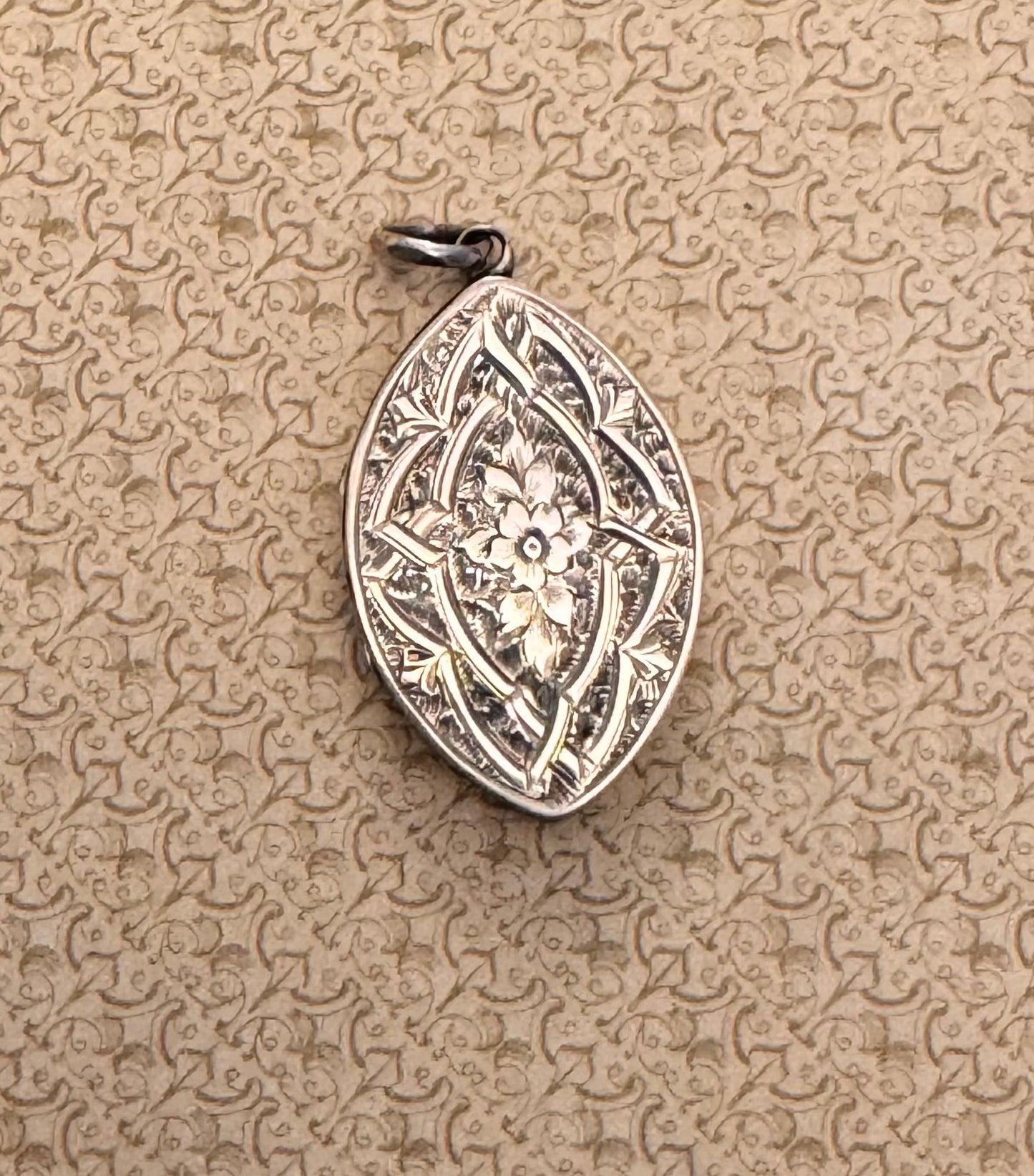 8kt Gold Fully Engraved Marquise Shaped Locket