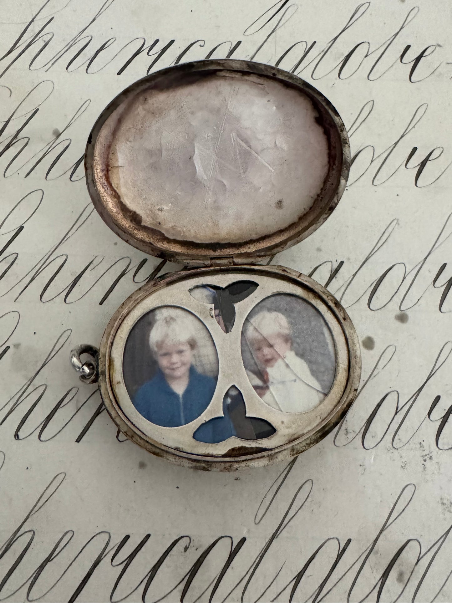 Gorgeous English Victorian Sterling Locket Star and Floral Motif Engraving