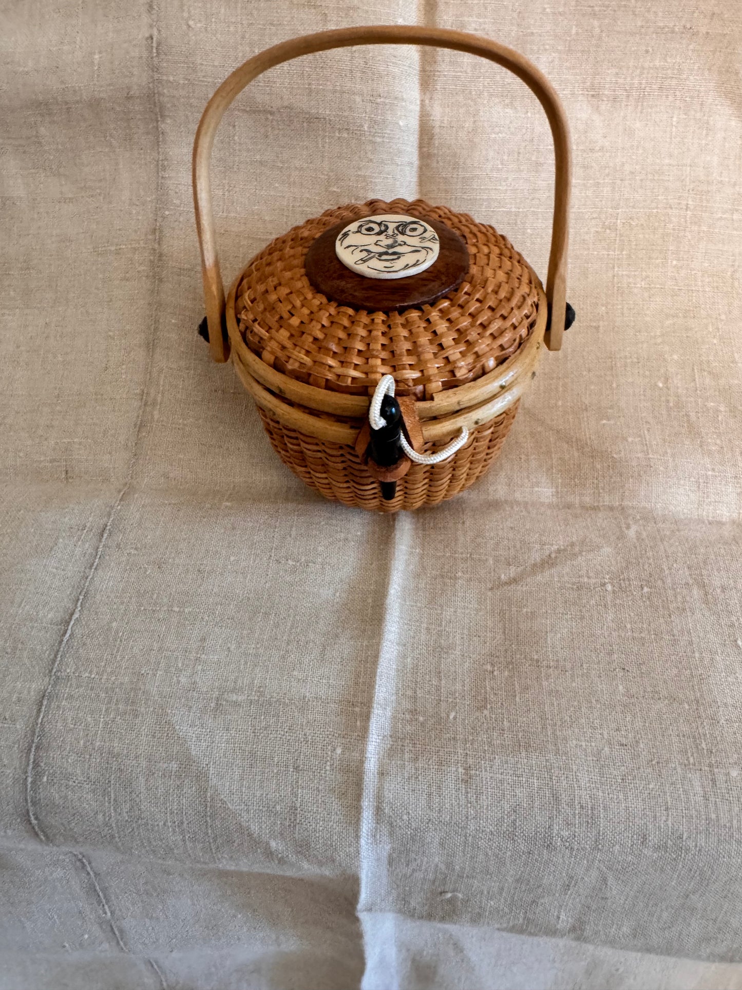 Mini Round Nantucket Basket with Moonfaced Man