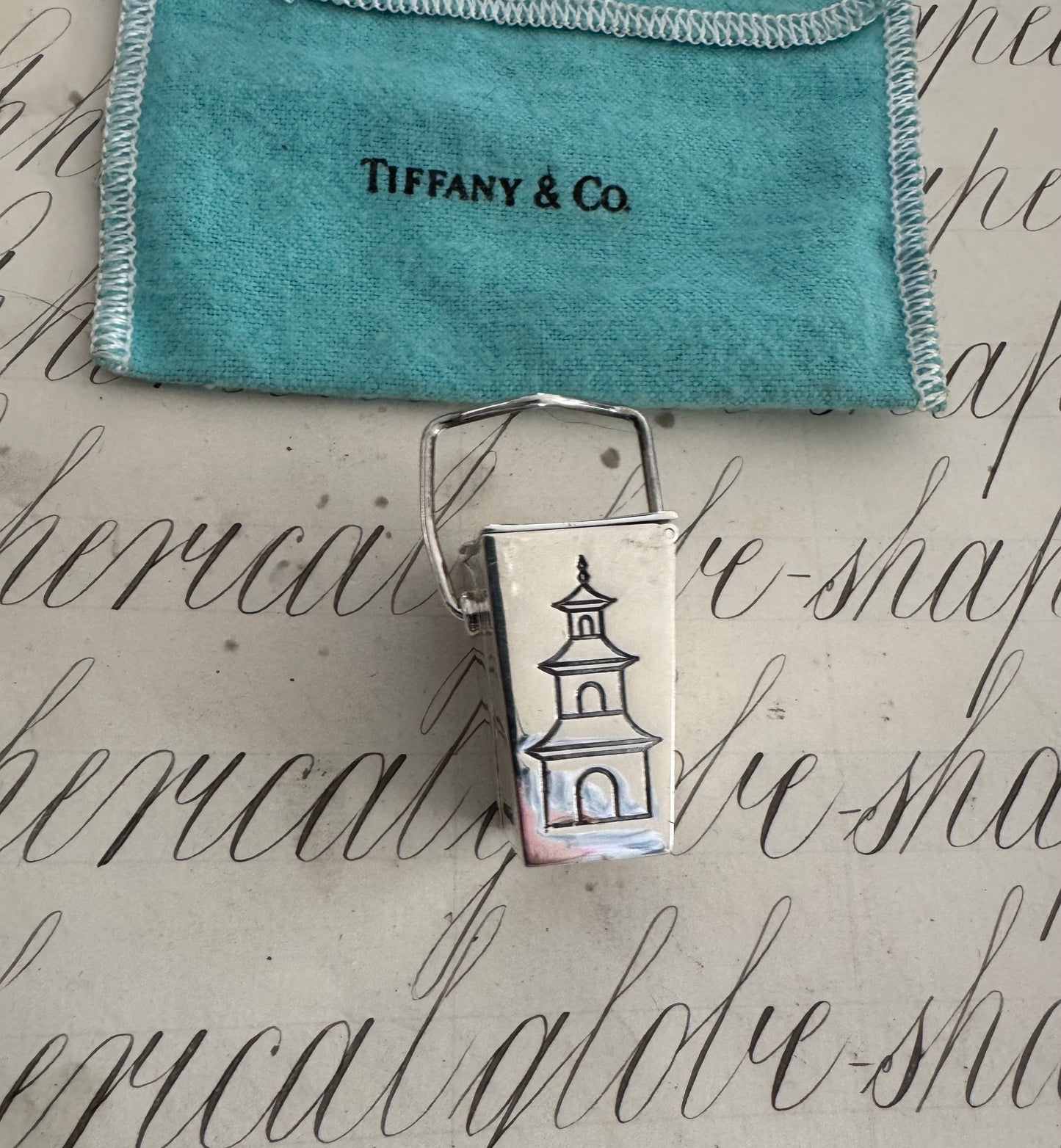 mint Condition vintage Tiffany Chinese food takeout box