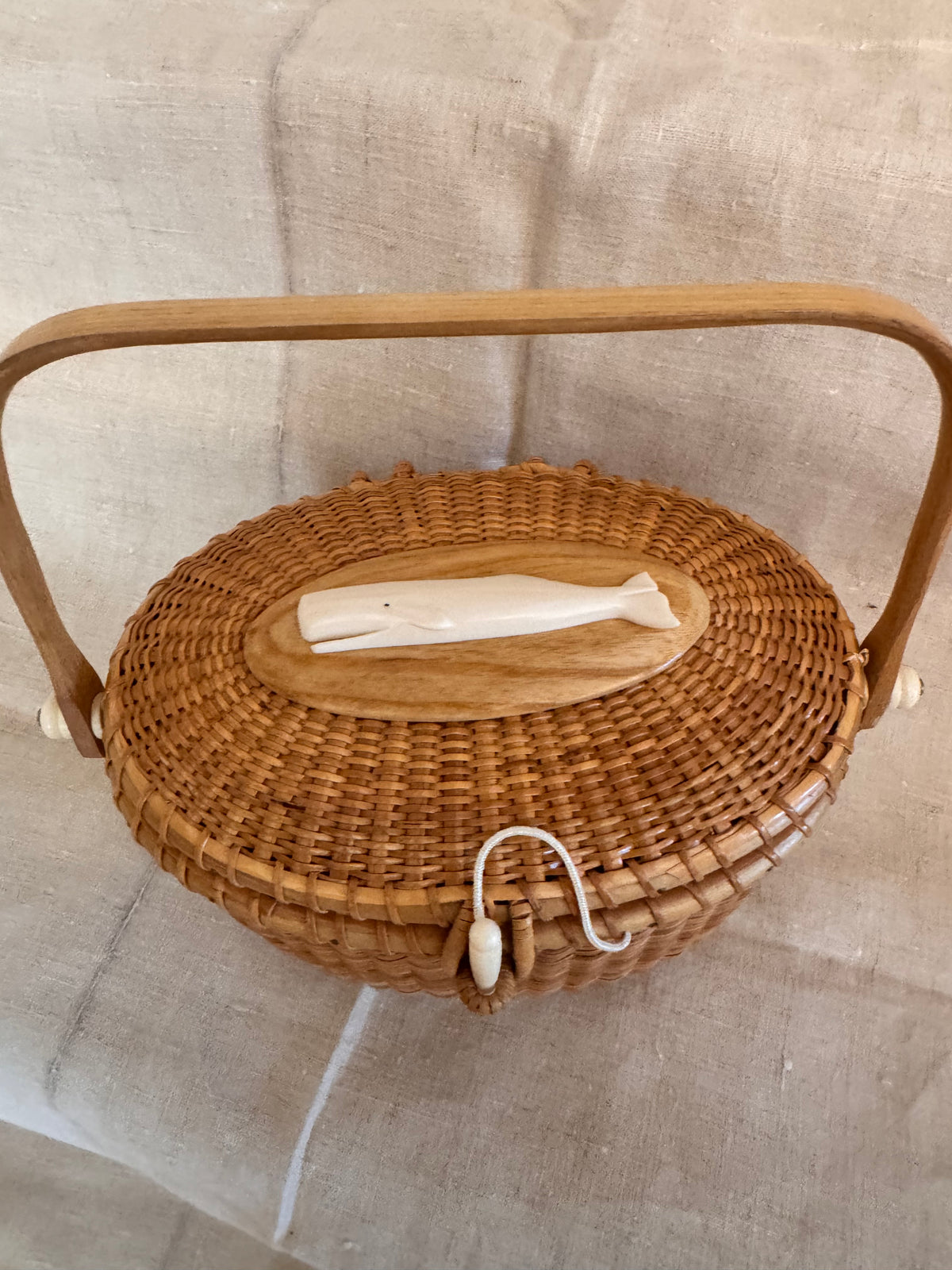 Large Oval Basket with White Whale on Ash Oval Plaque