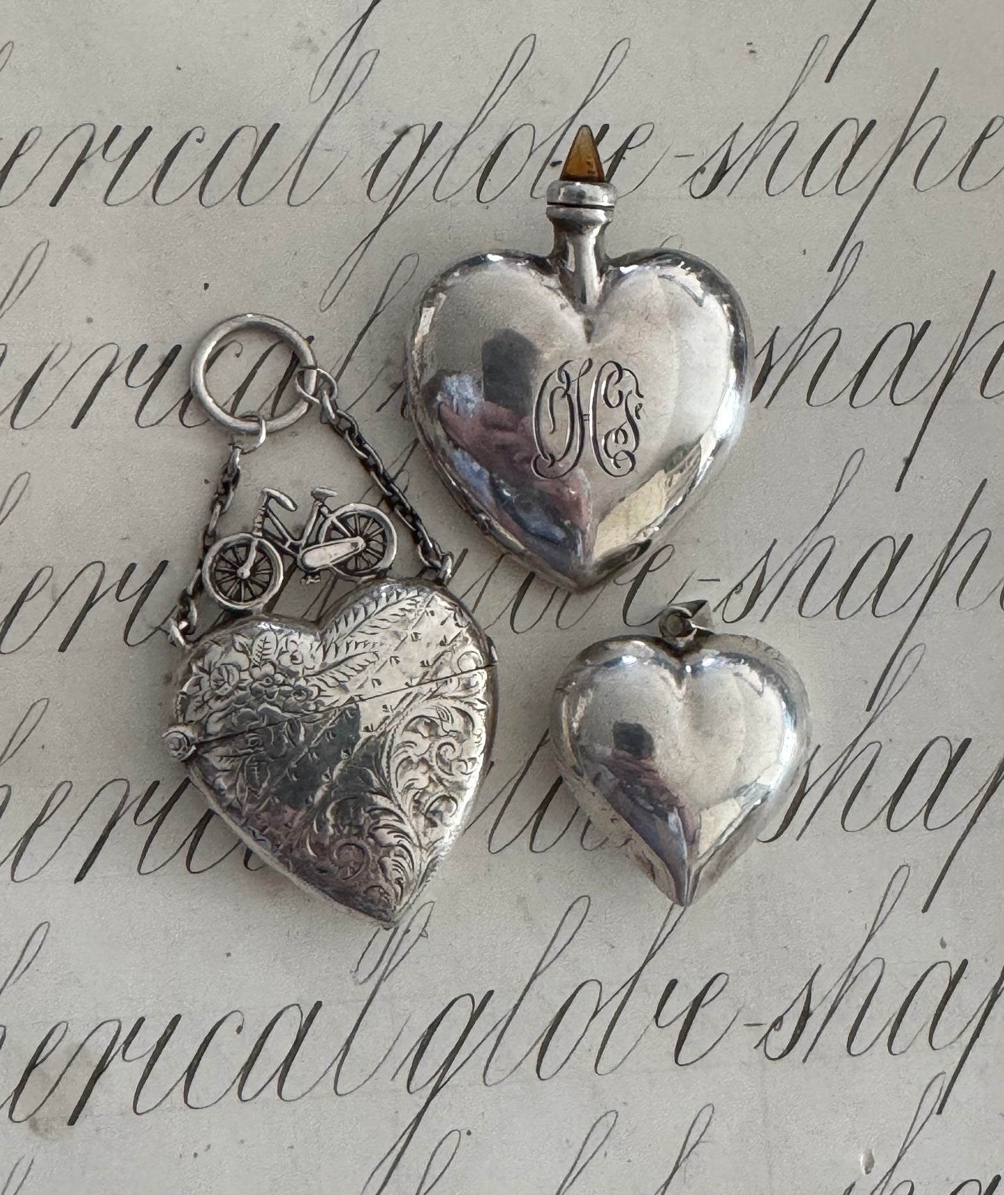 Incredible heart shaped match safe with bicycle