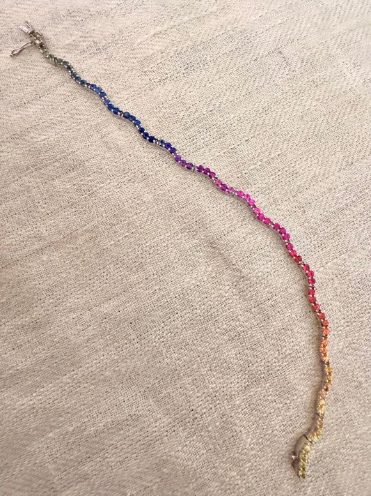 Exquisite 14k White Gold Wavy Sapphire Rainbow Bracelet