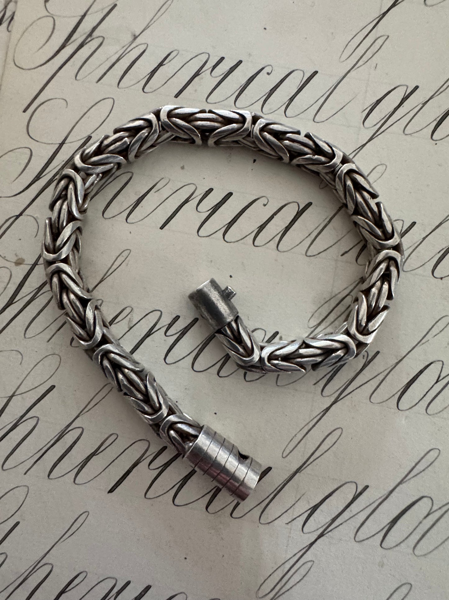 Slinky Vintage Rounded Byzantine Chain Bracelet