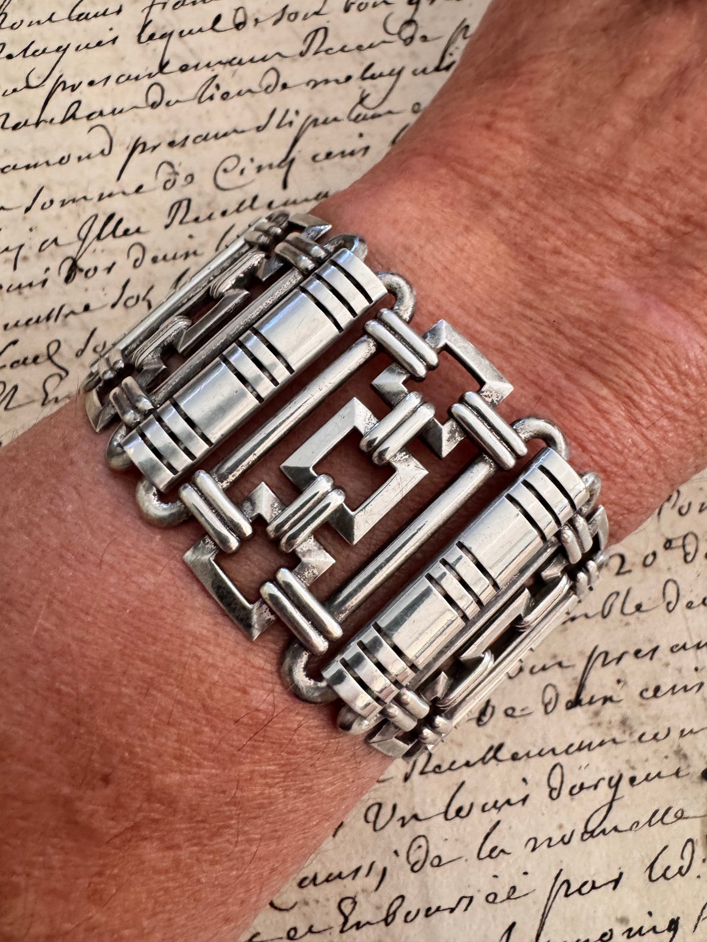 Incredible Sterling Silver Retro Bracelet