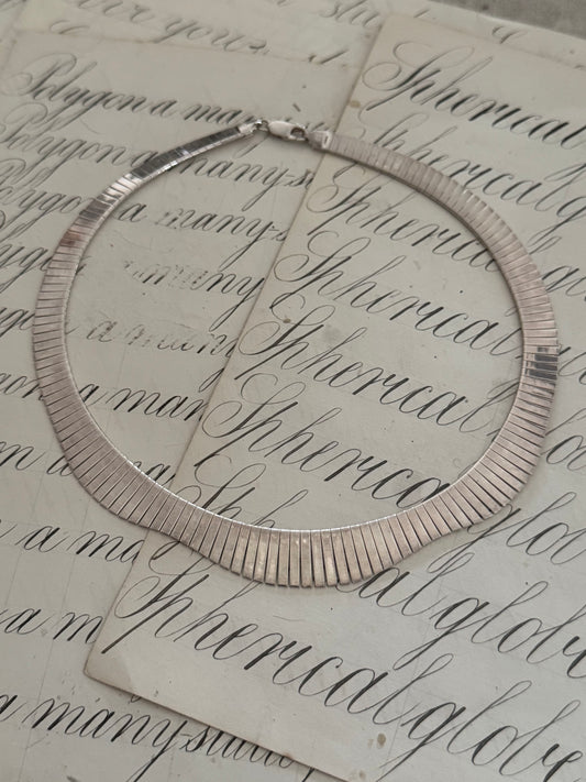 Vintage 1980’s Scalloped Sterling Italian Cleopatra Collar