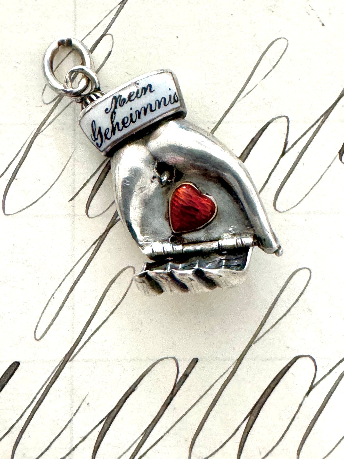 Incredibly Rare German Opening Hand “My Secret” Pendant