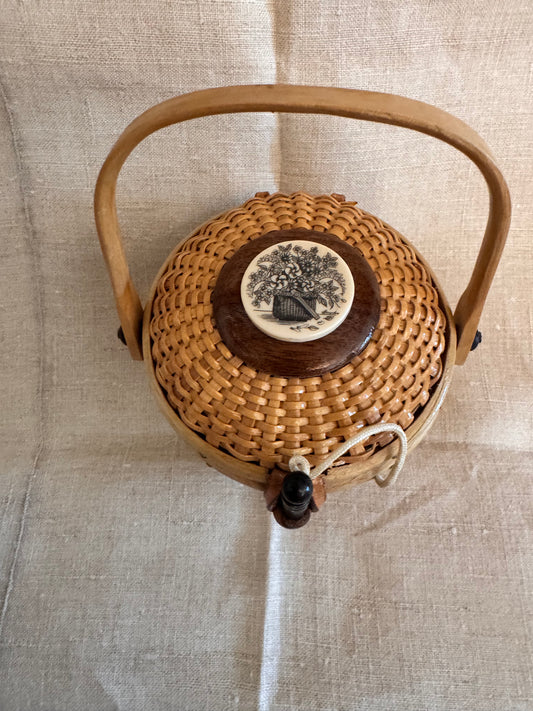 Mini Round Nantucket Basket with Lightship Basket of Flowers
