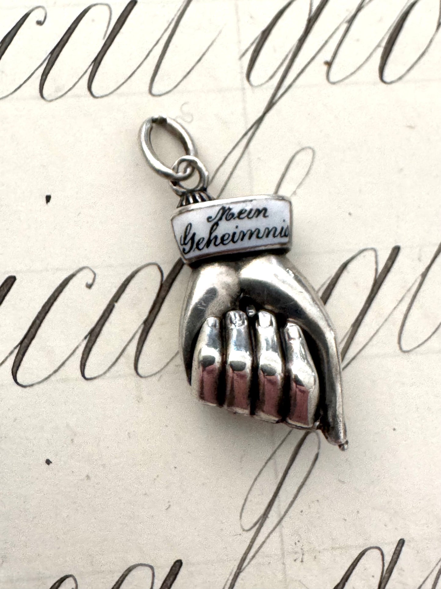 Incredibly Rare German Opening Hand “My Secret” Pendant