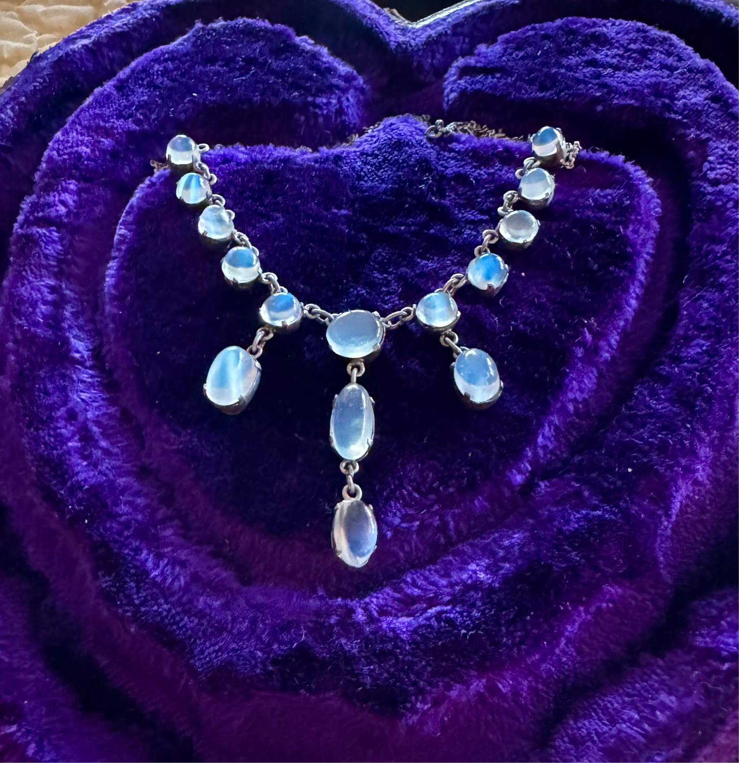 Lovely Edwardian Moonstone Necklace
