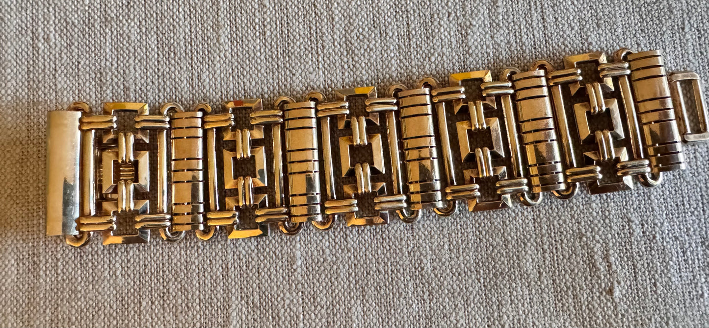 Incredible Gold Filled Retro Bracelet