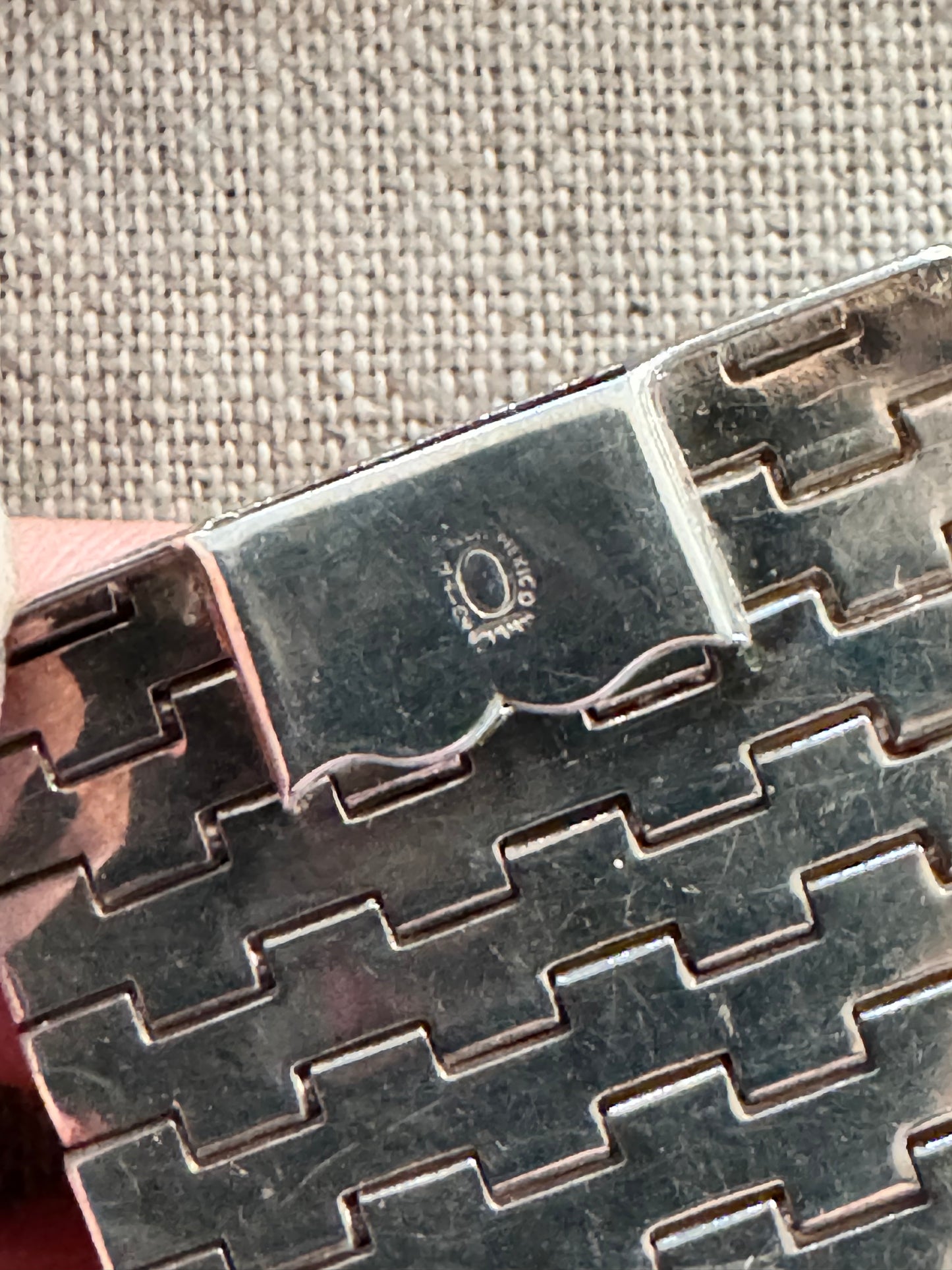 Spectacular Wide Hinged and Engraved Vintage Bracelet from Taxco