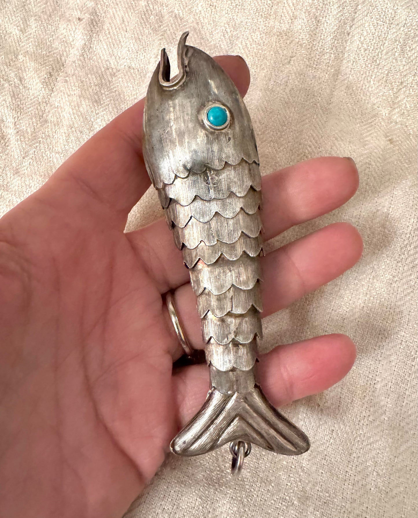 HUGE Silver Articulated Fish 1