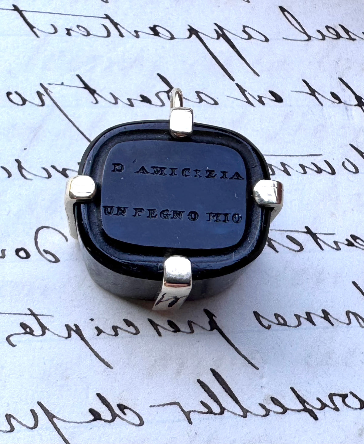 Antique Glass Seal “D’AMICIZIA UN PEGNO MIO”