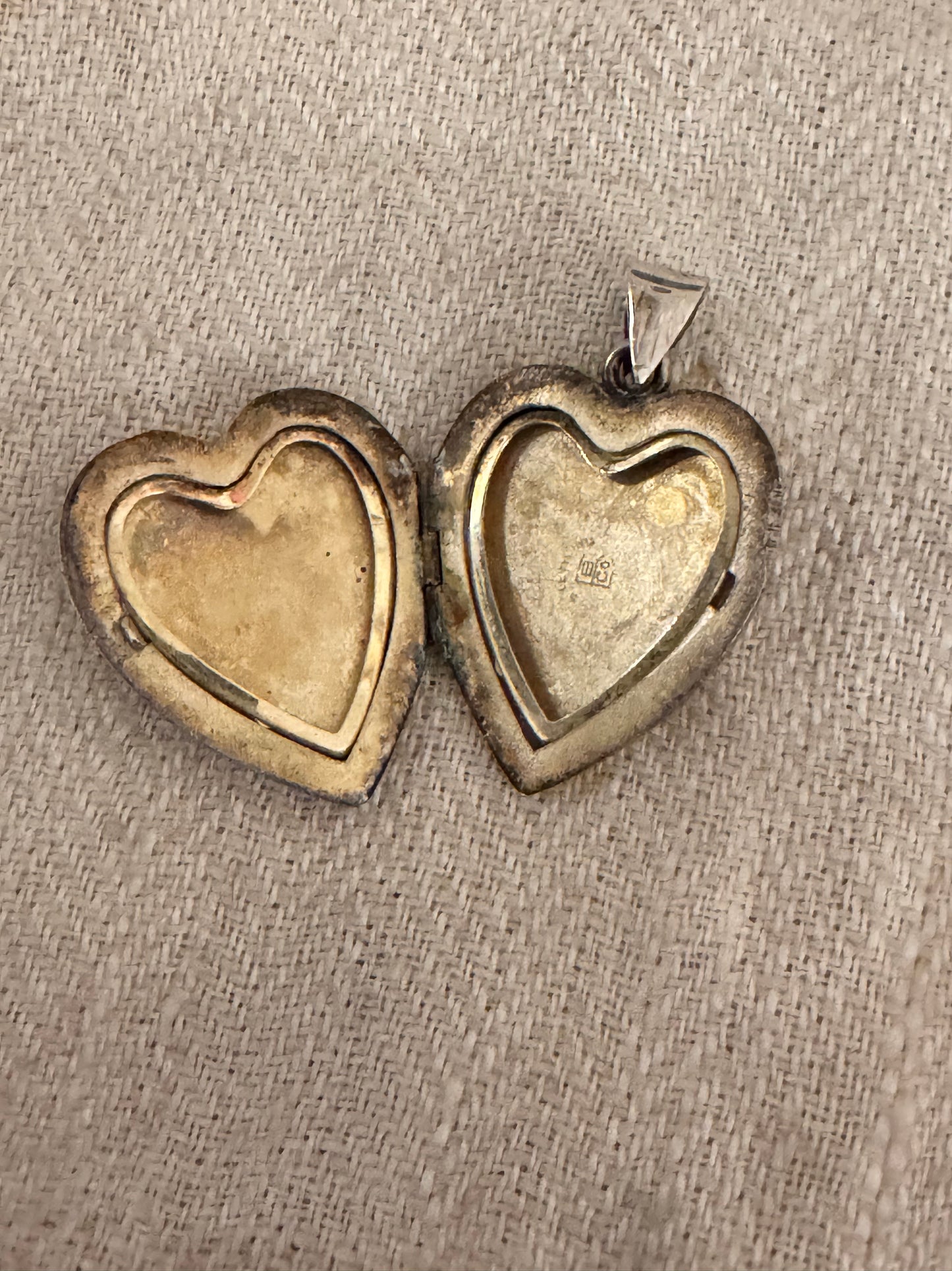 Lovely Diminuitive Engraved Heart Locket