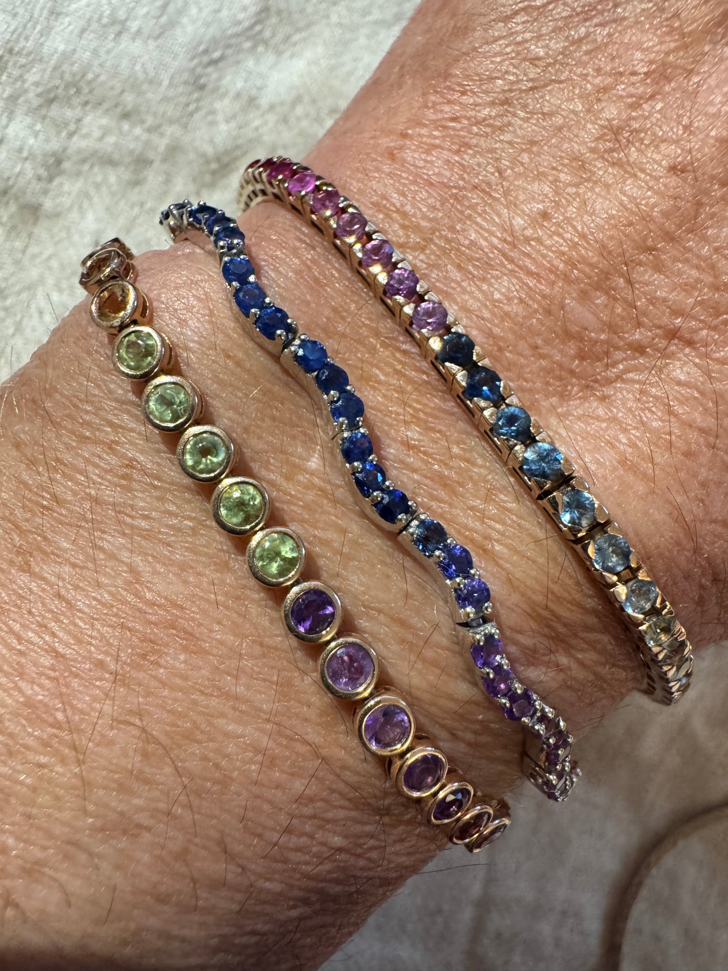 18k Rose Gold Exquisite Sapphire Rainbow Bracelet